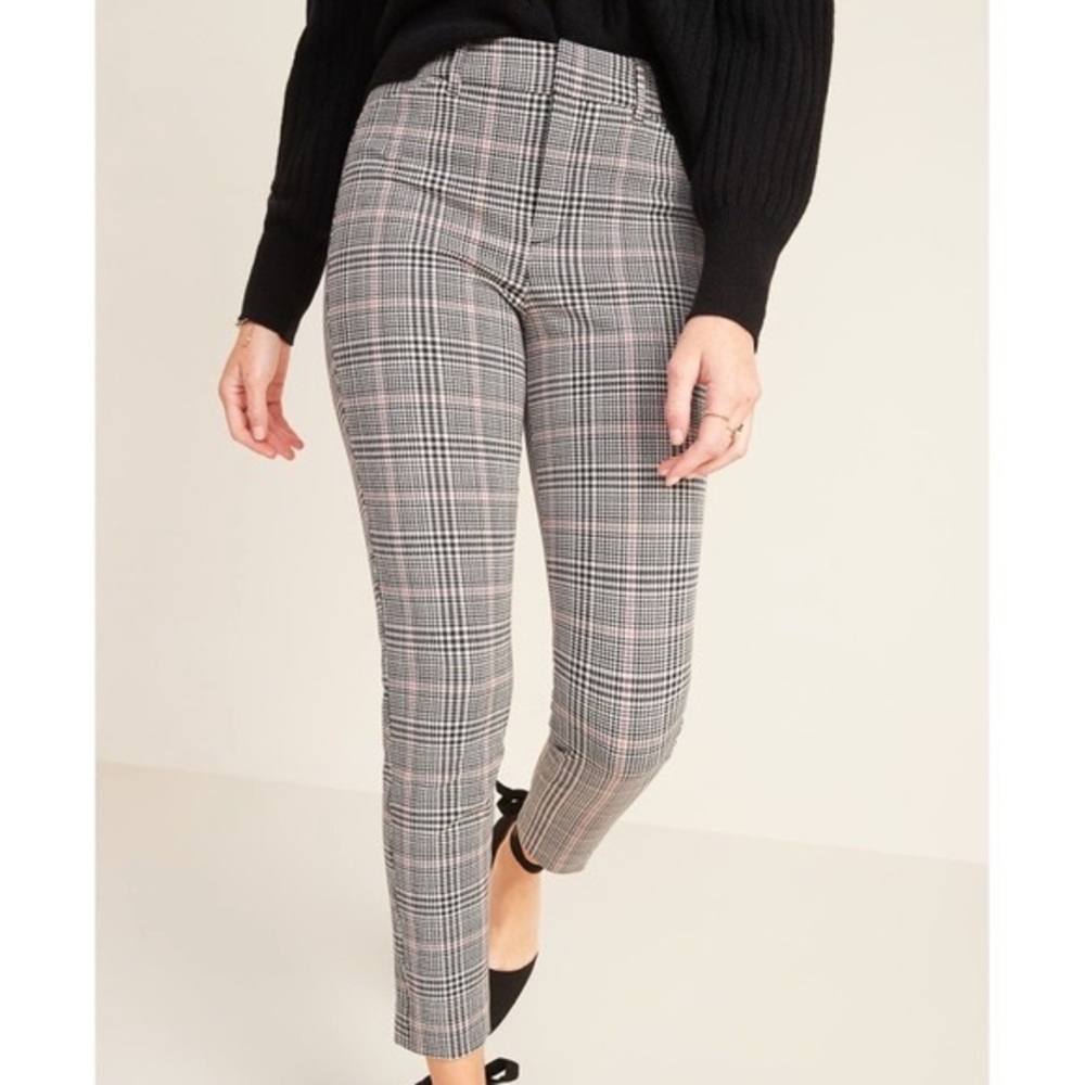 Old Navy Pink Plaid Pixie Pants